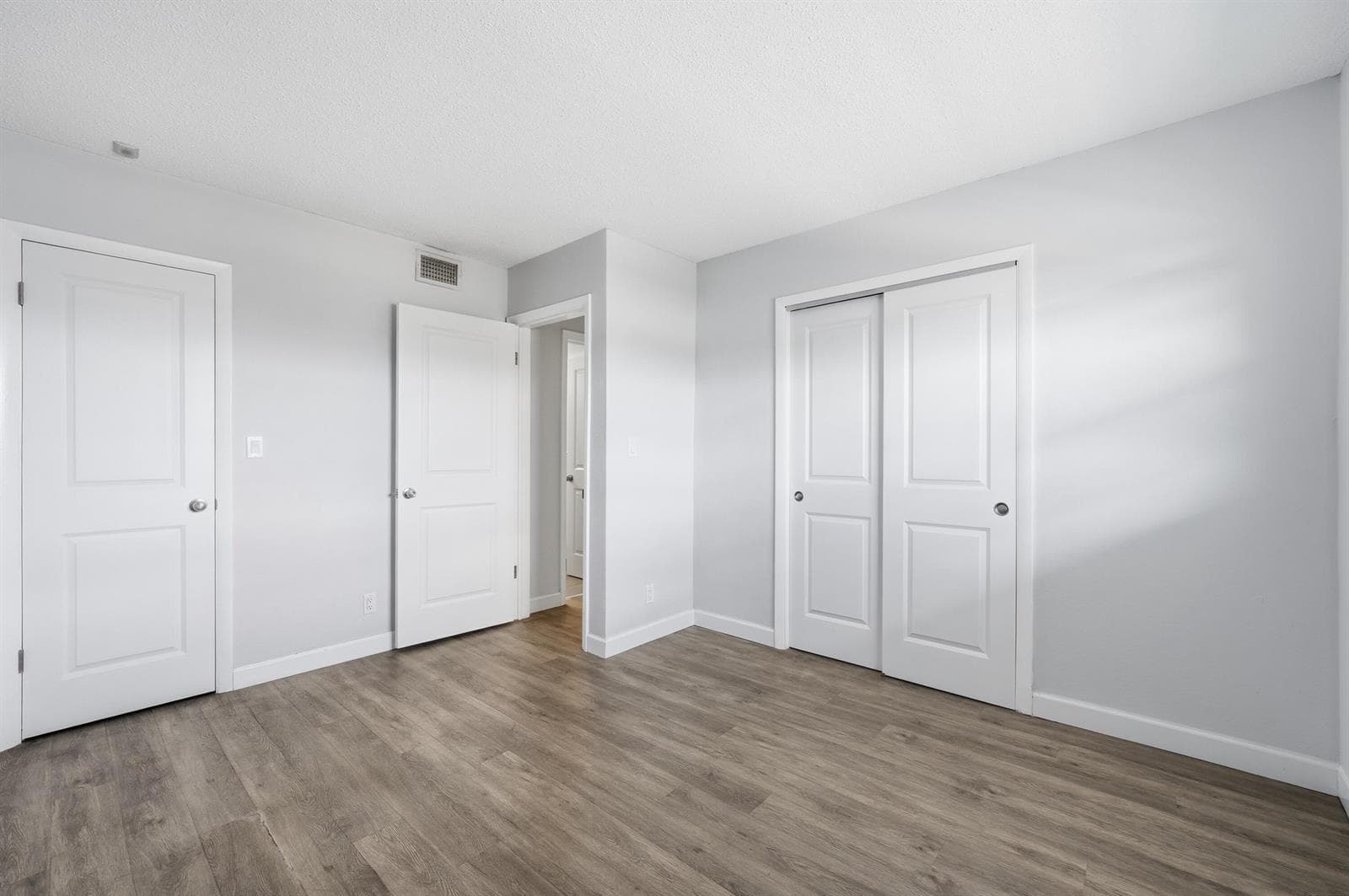 1400 NE 57th Street 304 photo 9
