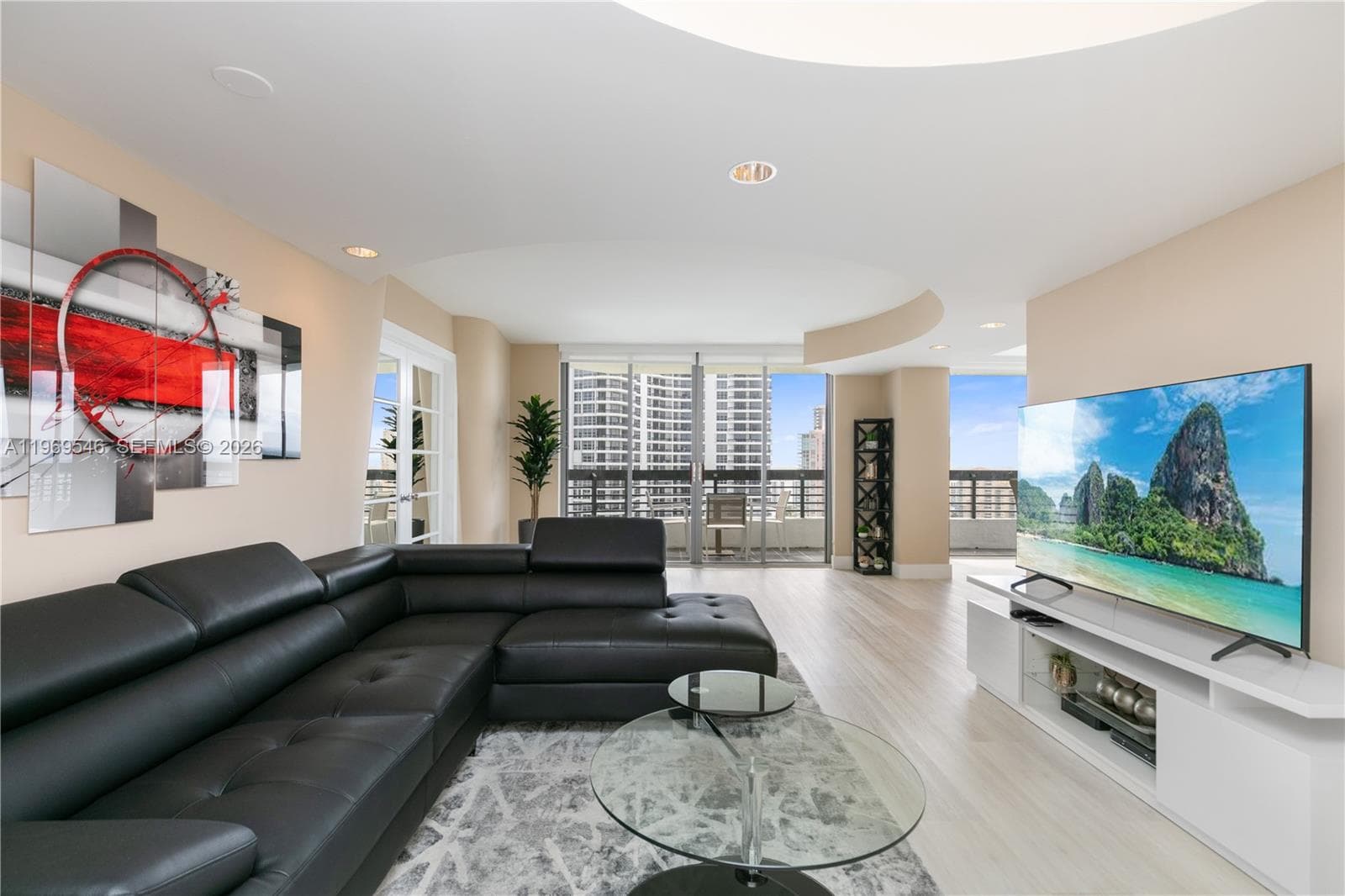 3500 Mystic Pointe Dr 2603 photo 6