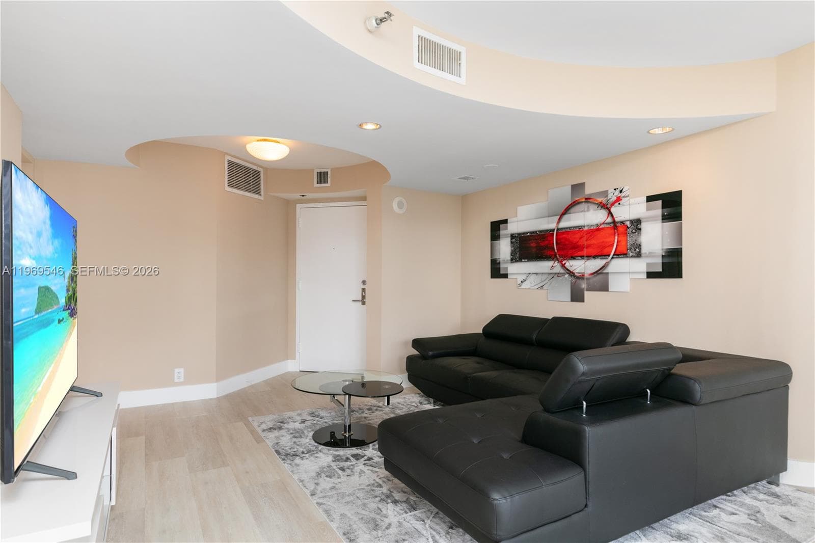 3500 Mystic Pointe Dr 2603 photo 5