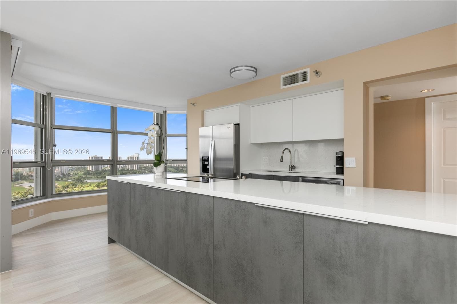 3500 Mystic Pointe Dr 2603 photo 9