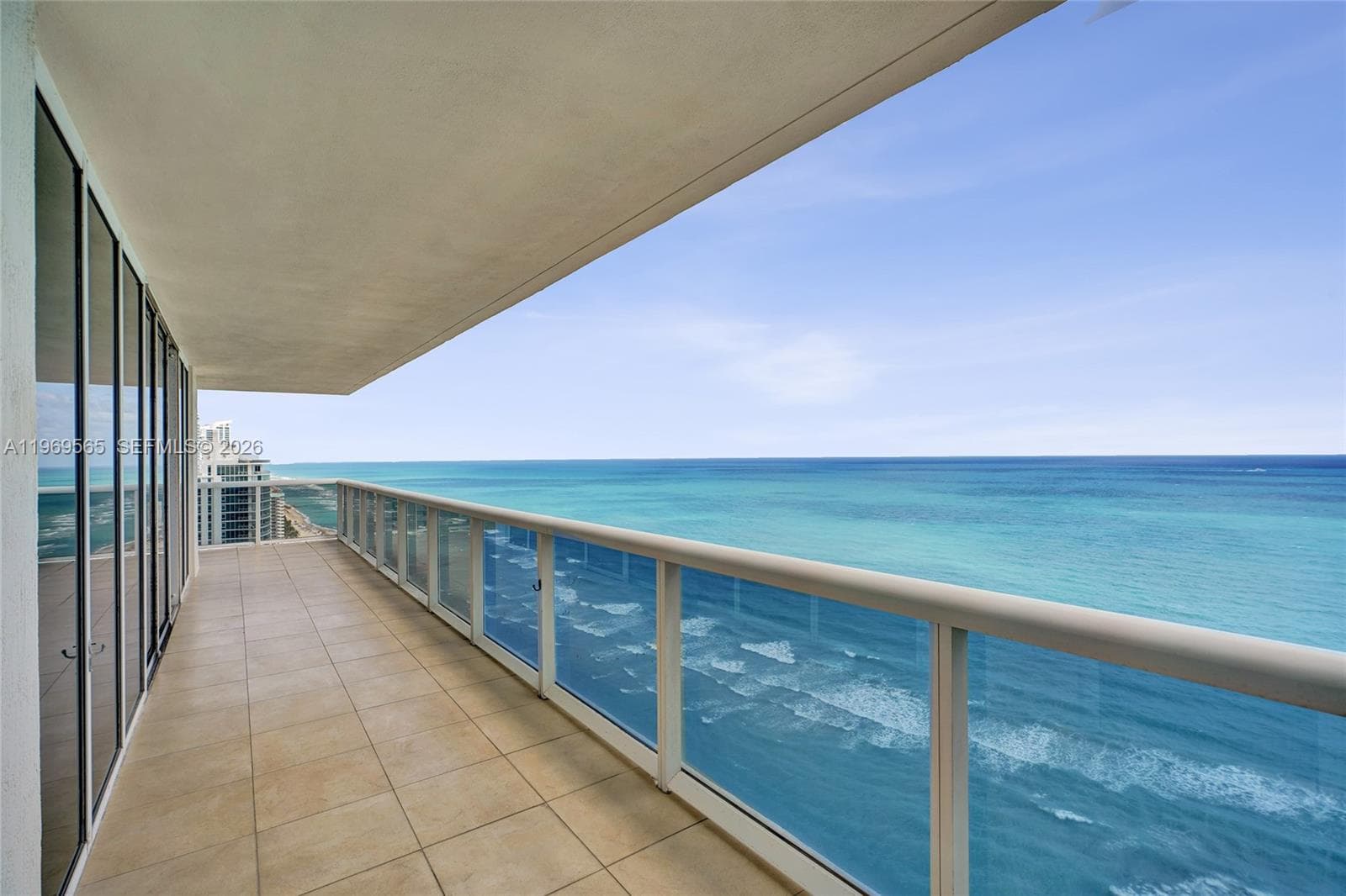 1830 S Ocean Dr 2701 photo 3
