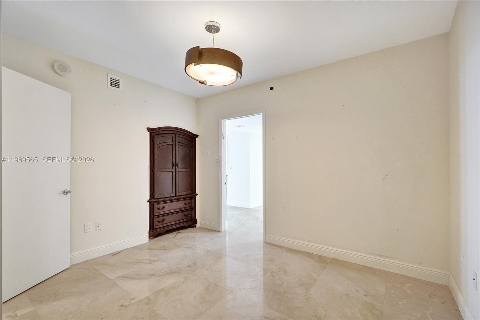 1830 Ocean Dr 2701 photo 24
