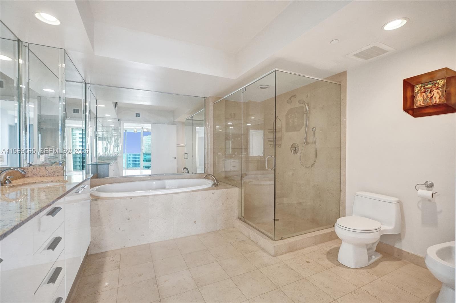 1830 Ocean Dr 2701 photo 18