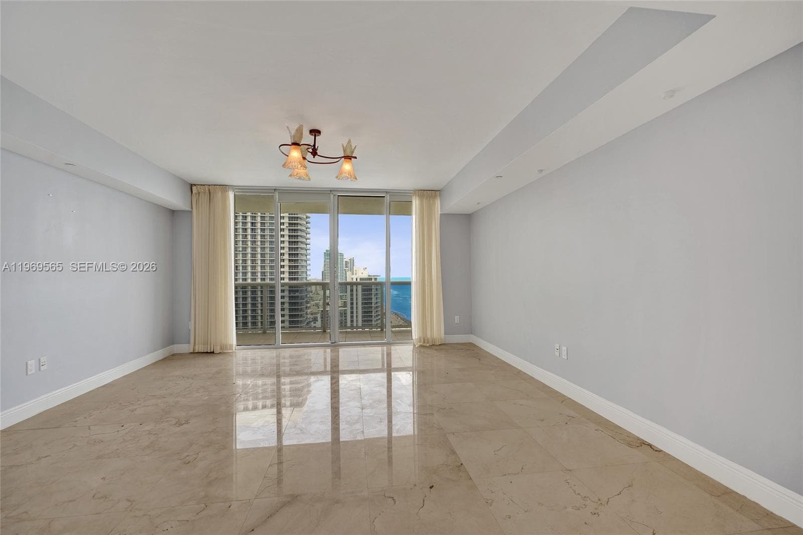 1830 Ocean Dr 2701 photo 15