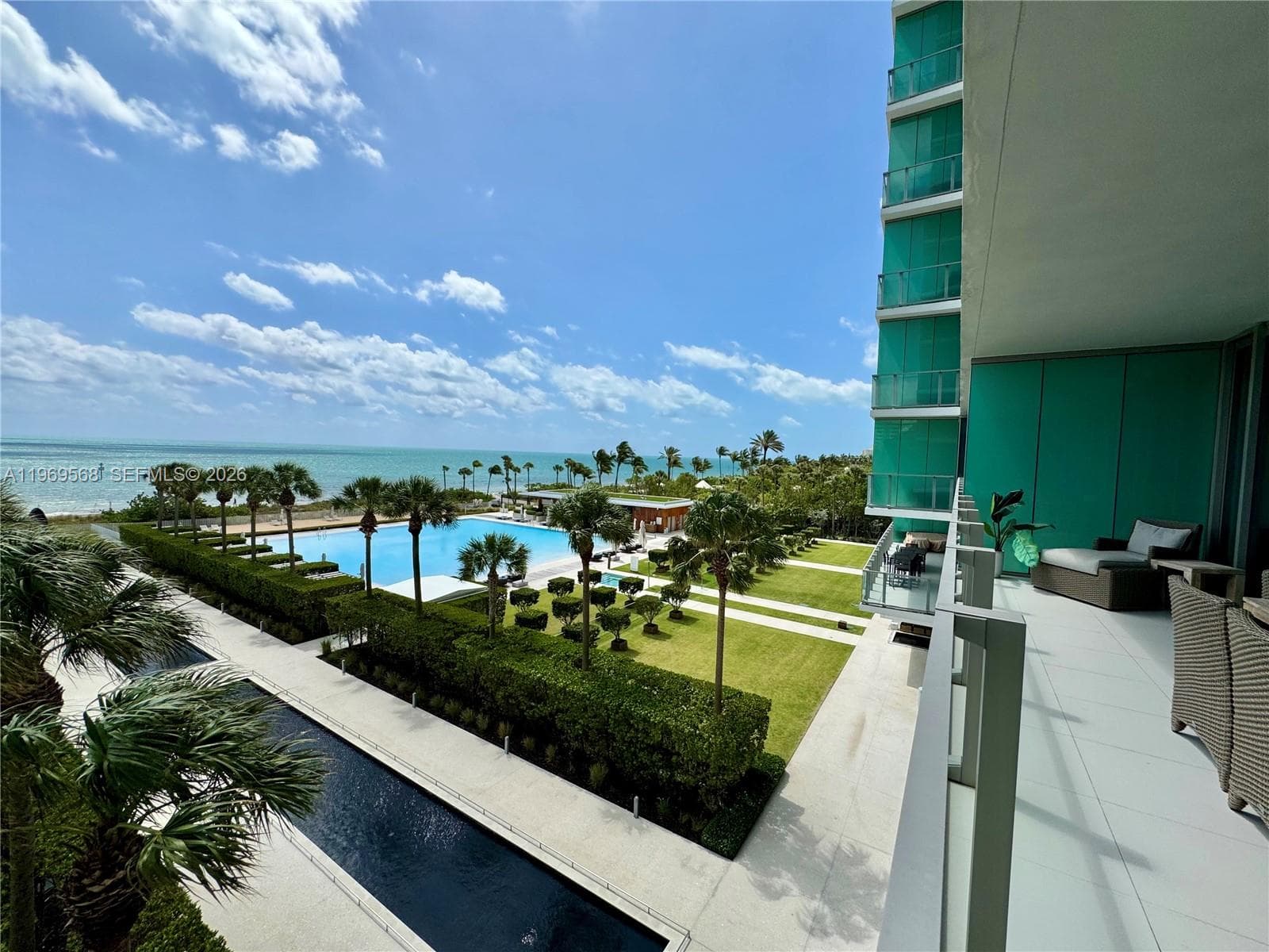350 Ocean Dr 406N photo 3