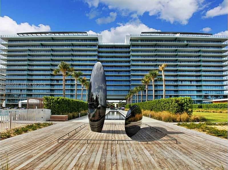 350 Ocean Dr 406N photo 4