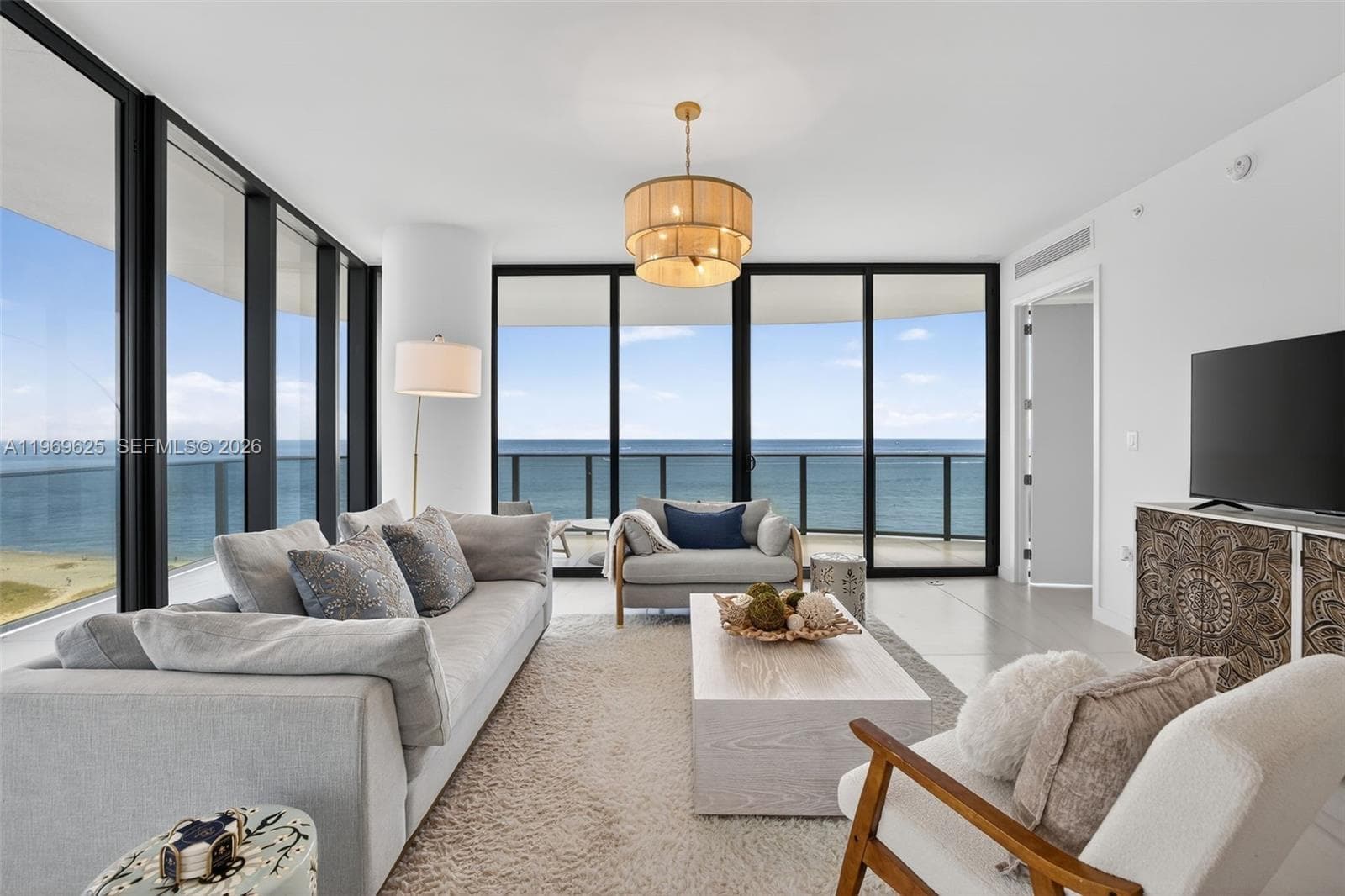 900 Ocean Blvd 906 photo 1