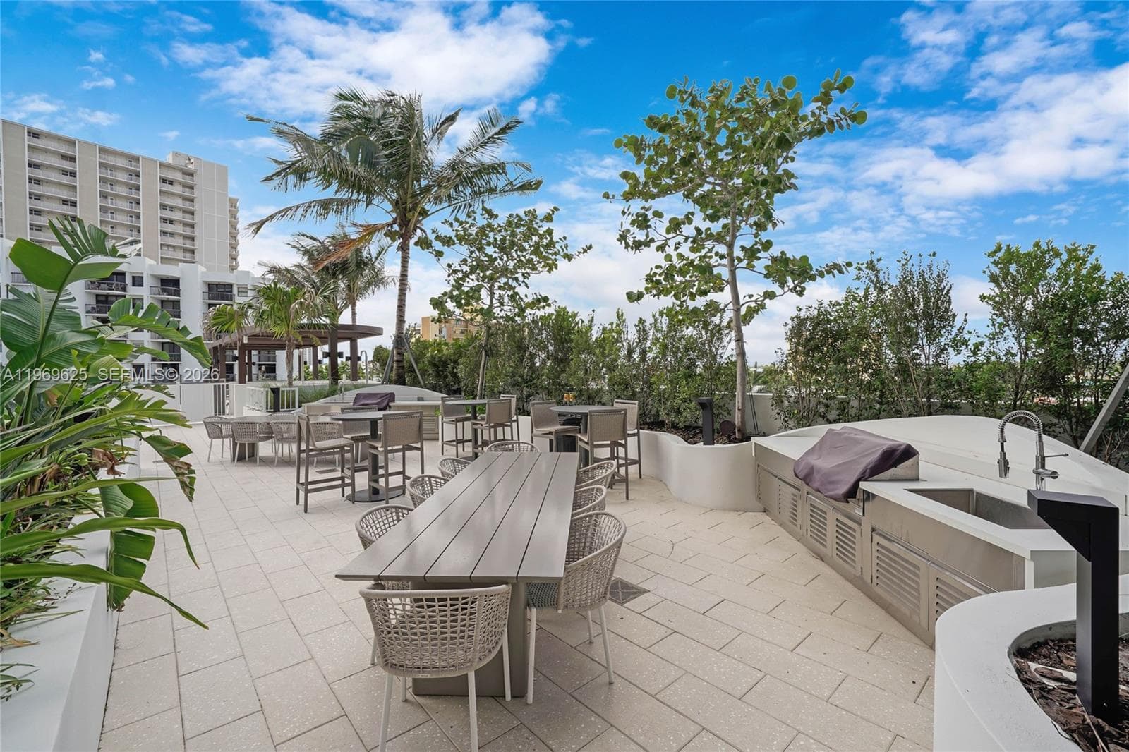 900 Ocean Blvd 906 photo 11