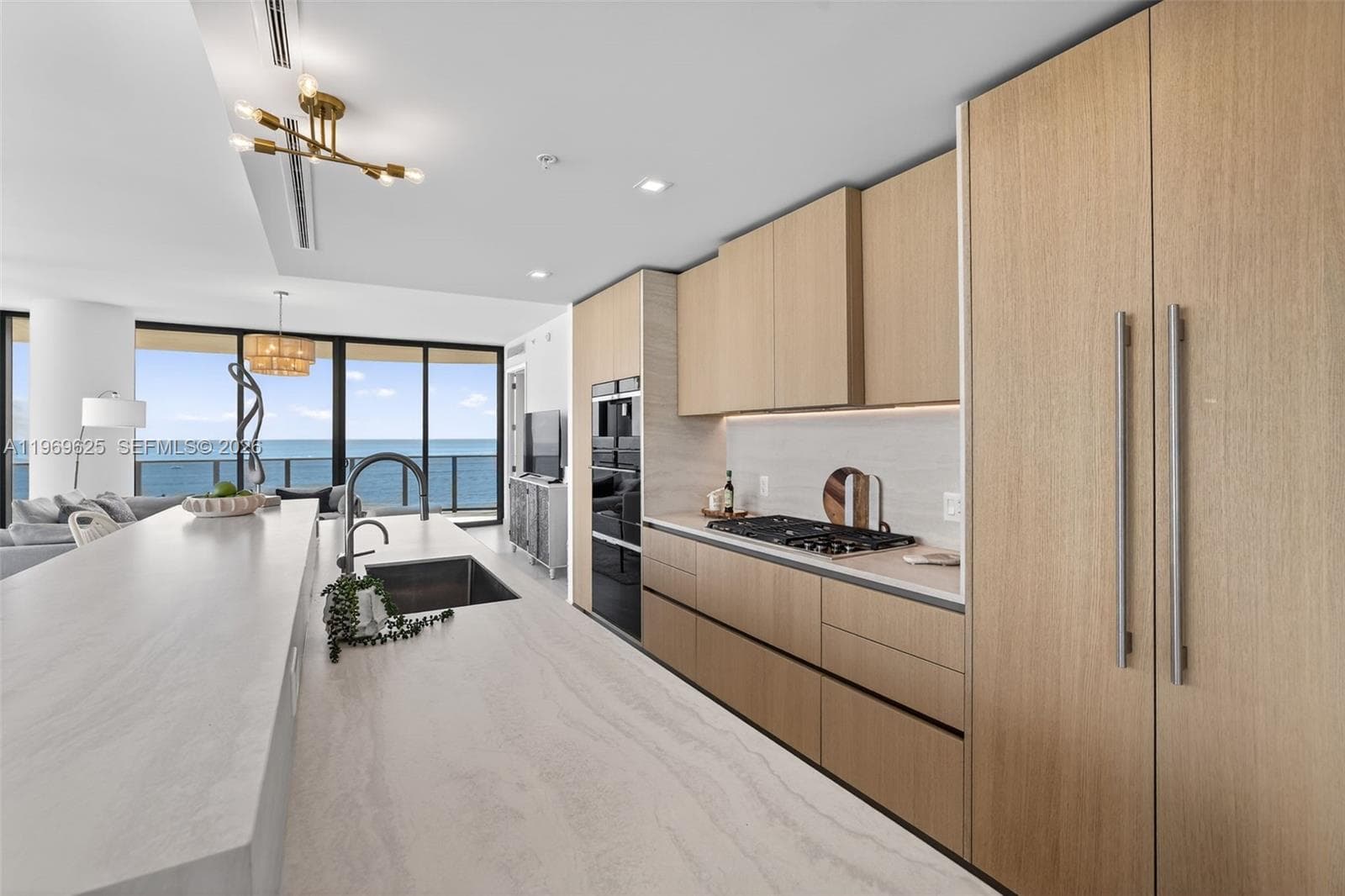 900 Ocean Blvd 906 photo 25