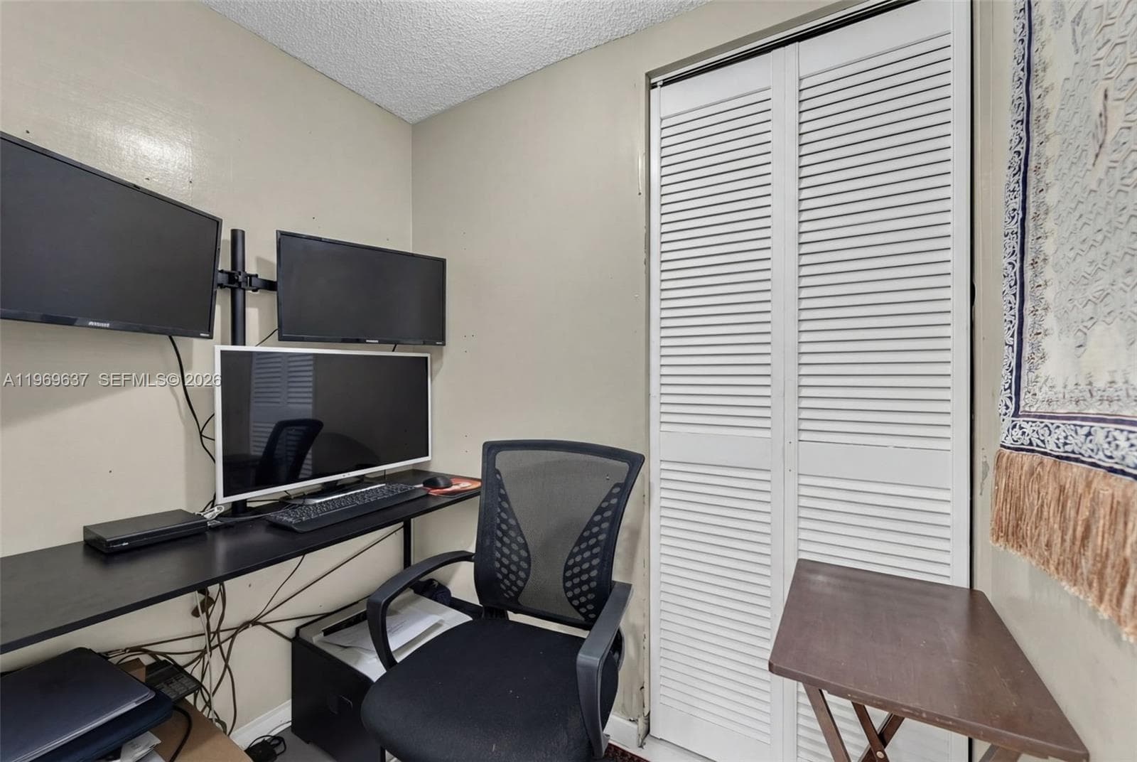 2500 PARKVIEW DR 2407 photo 16
