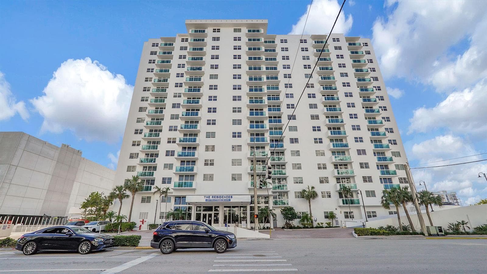 3000 S Ocean Drive 920 photo 2