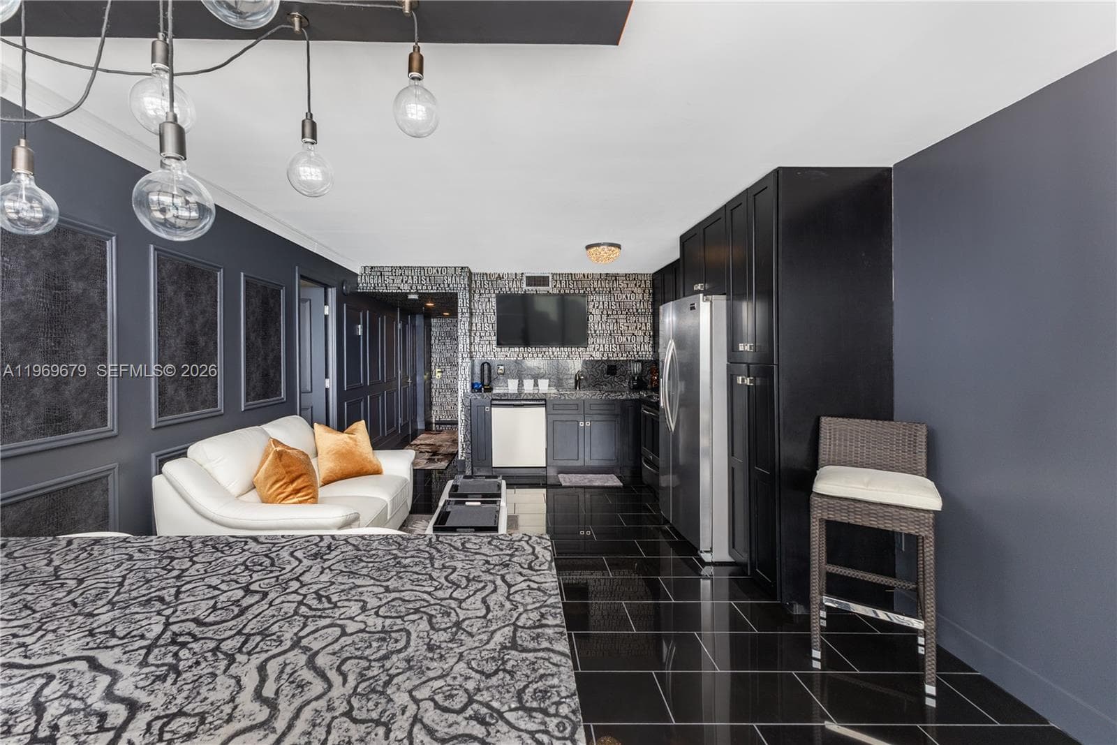 555 15th St 30H photo 6