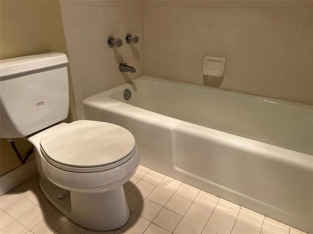 445 SE 21st Avenue 201 photo 23