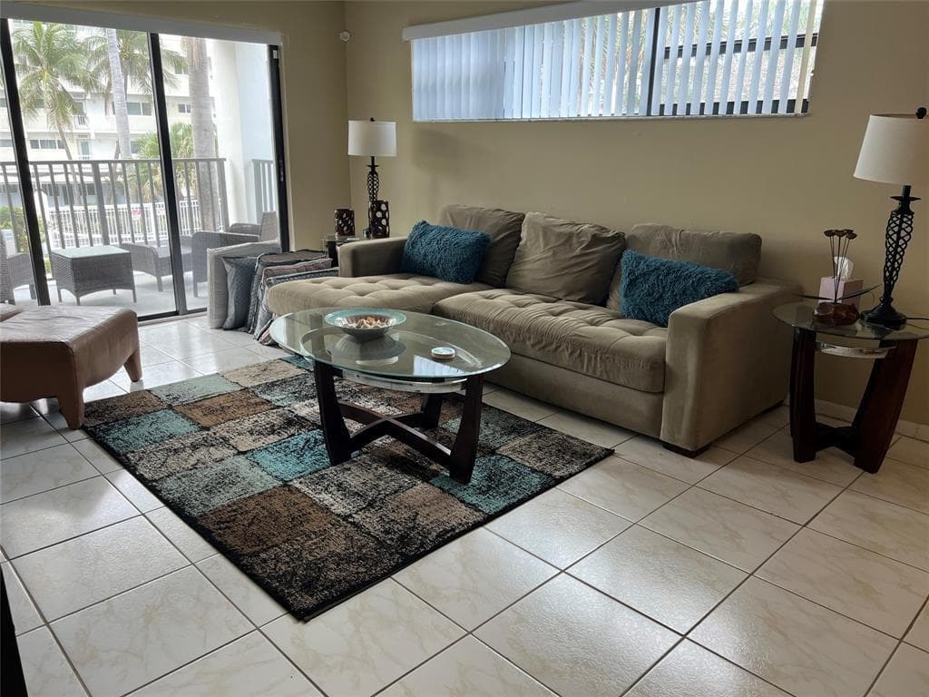 445 SE 21st Avenue 201 photo 11