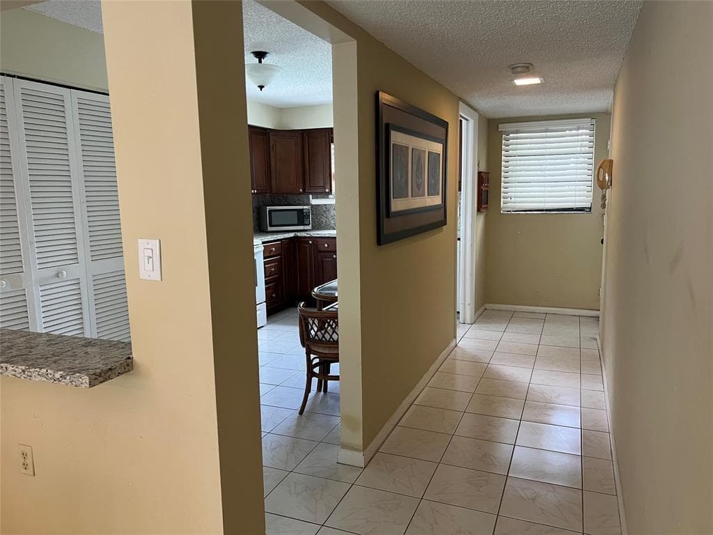 445 SE 21st Avenue 201 photo 4