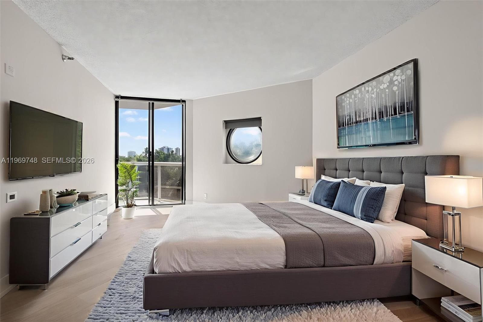 3610 Yacht Club Dr 414 photo 6