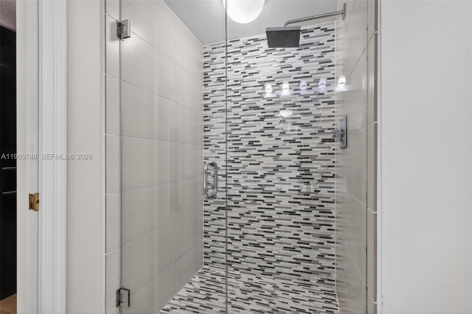 3610 Yacht Club Dr 414 photo 10