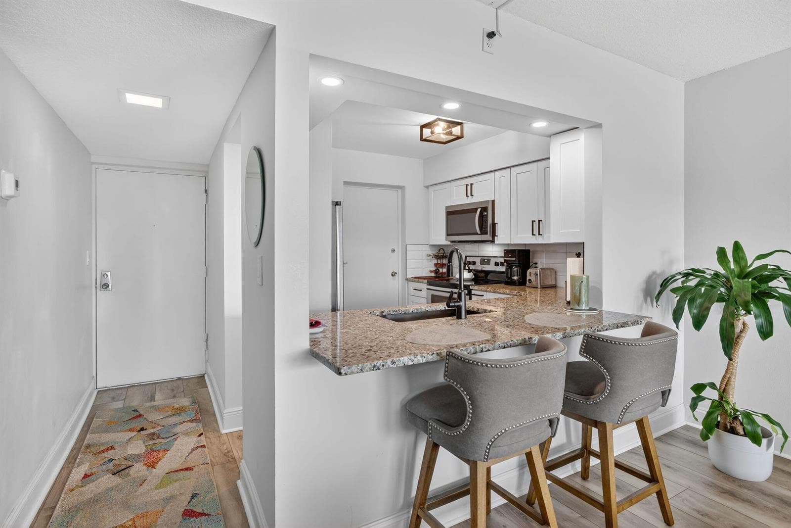 1000 River Reach Drive 512 photo 10