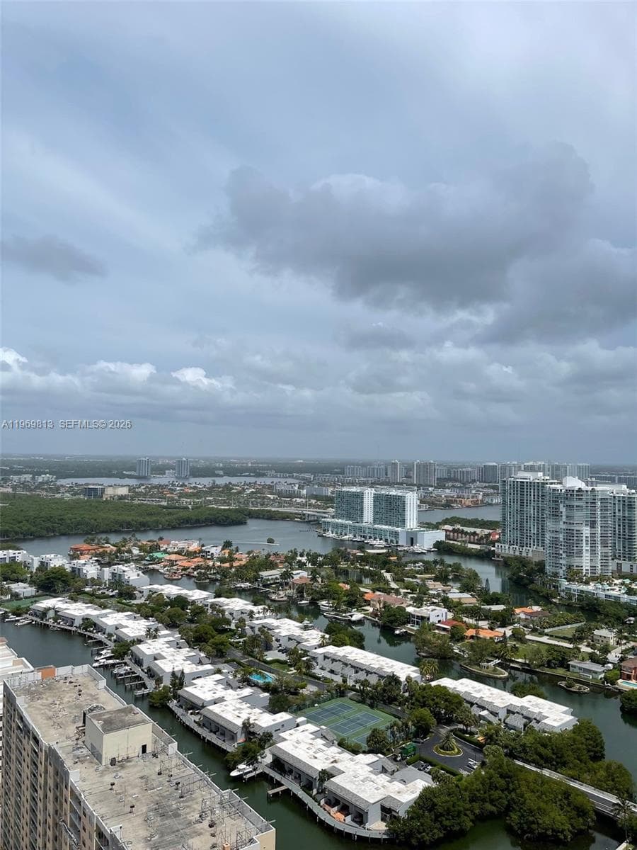 15901 Collins Ave 3405 photo 2