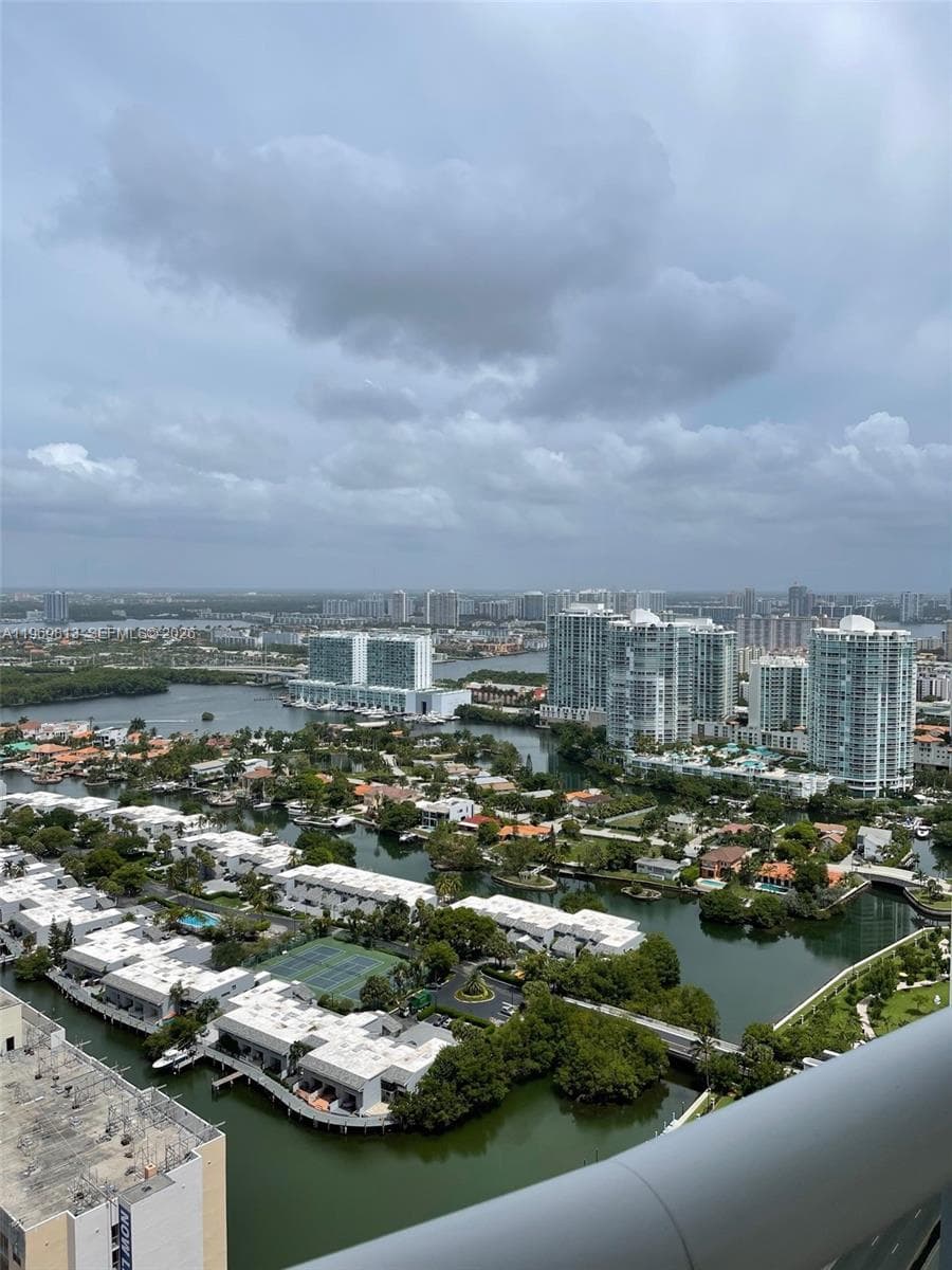 15901 Collins Ave 3405 photo 3