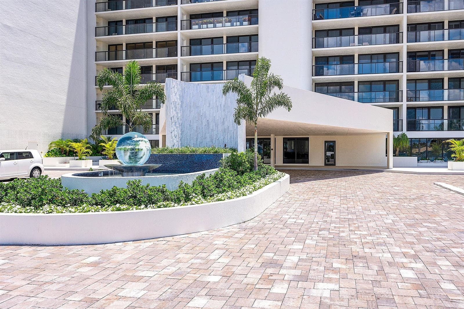 2727 S Ocean Boulevard 405 photo 2
