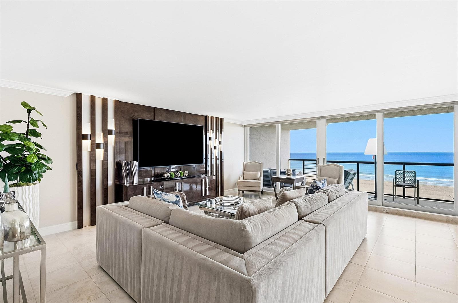 2727 S Ocean Boulevard 405 photo 8