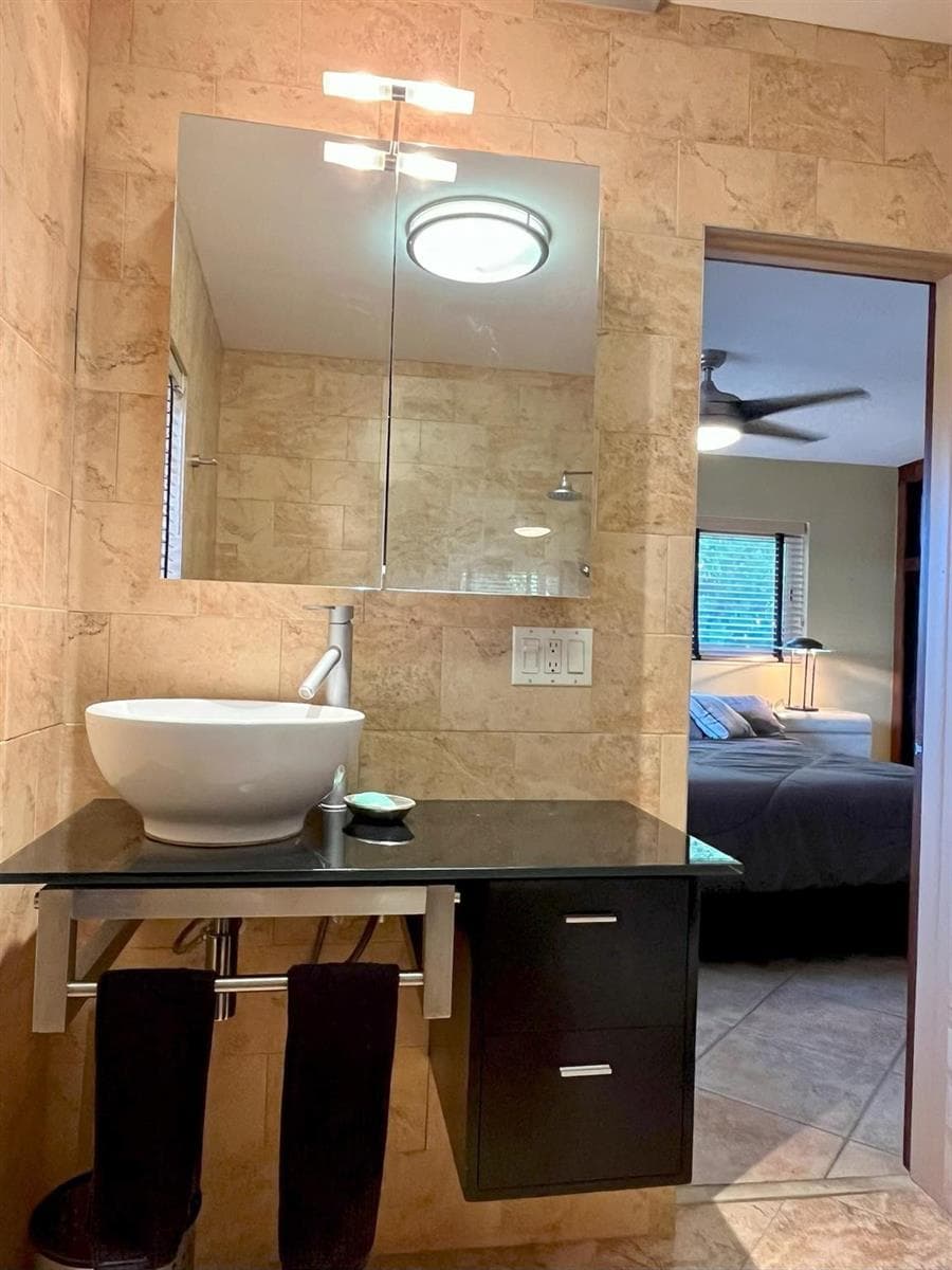 2760 Yacht Club Boulevard 10g photo 13
