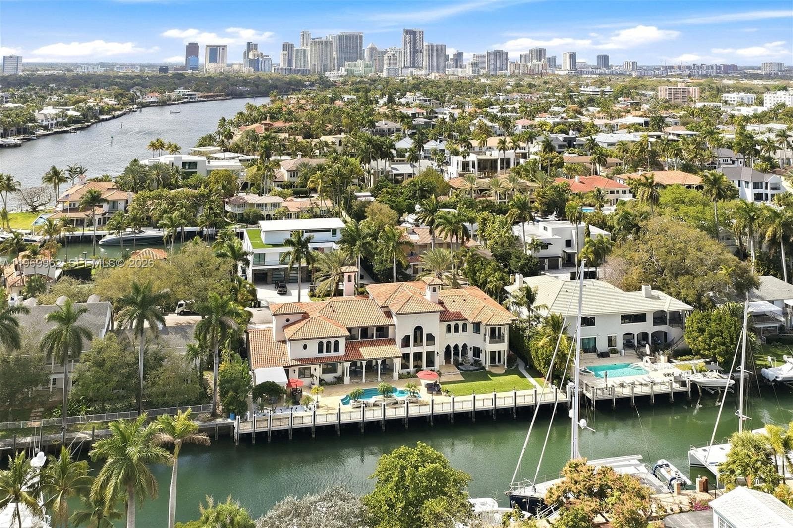 628 Coral Way photo 5