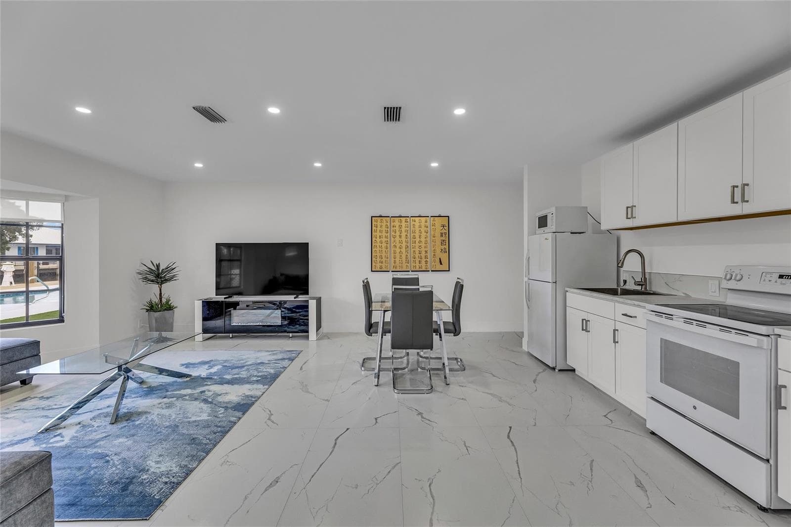 616 3rd Key Drive photo 5