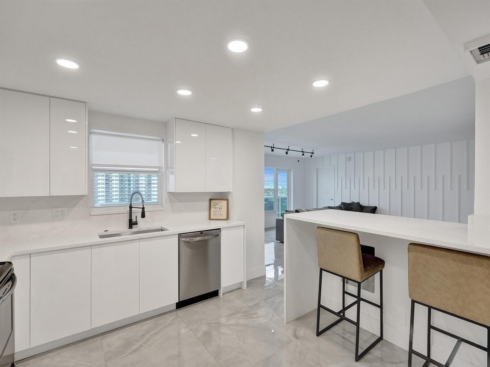 3500 Galt Ocean Drive 1109 photo 8