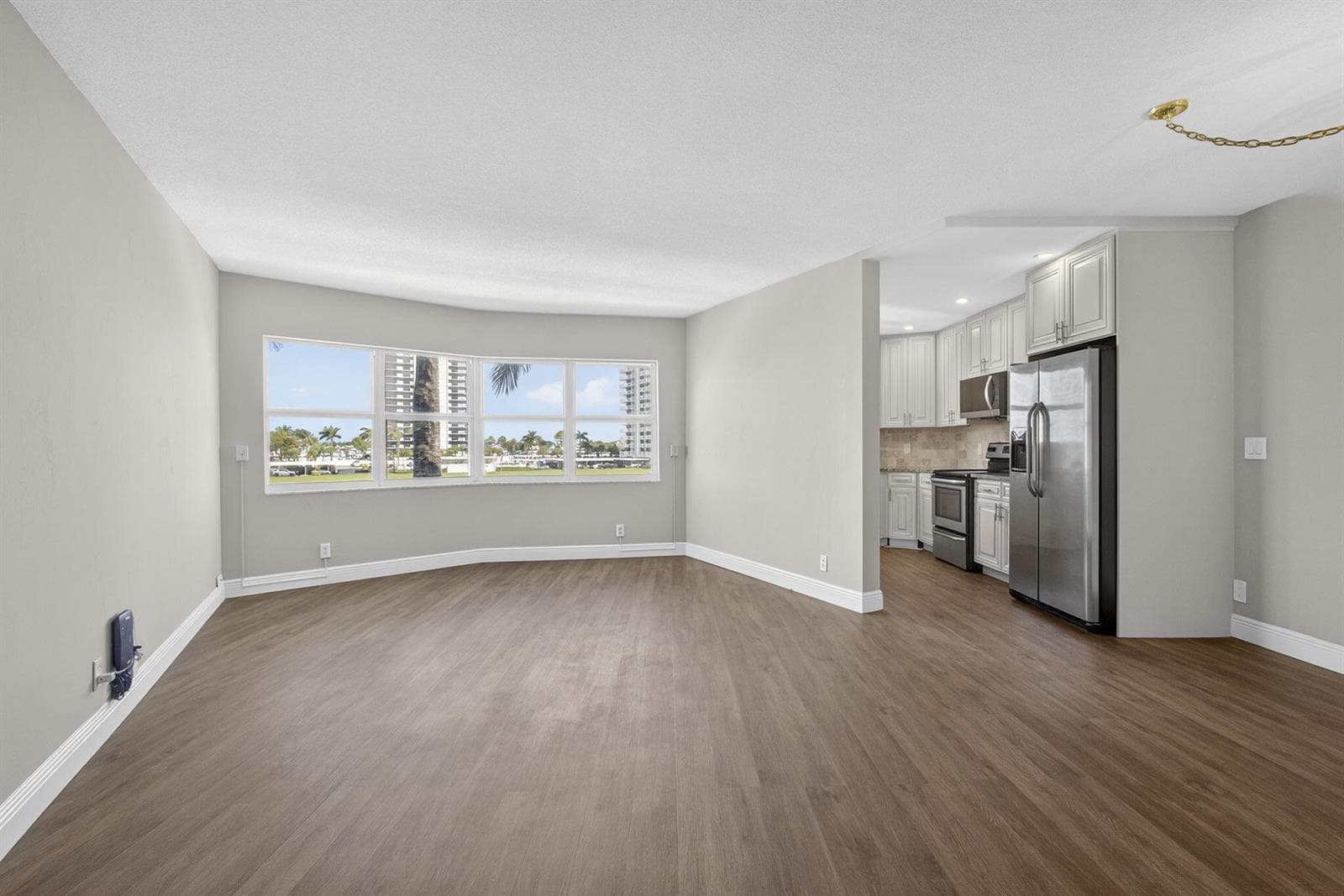 28 Yacht Club Drive 309 photo 6
