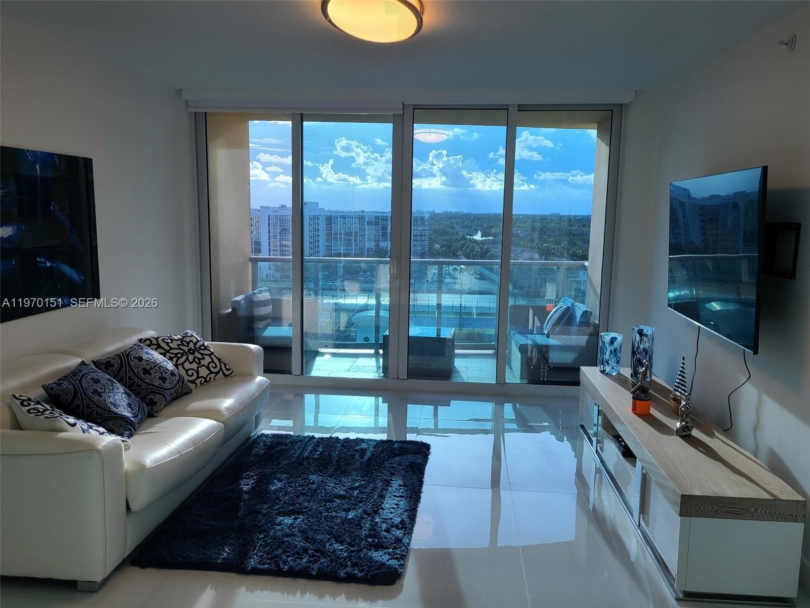 2501 S Ocean Dr 1031 photo 3