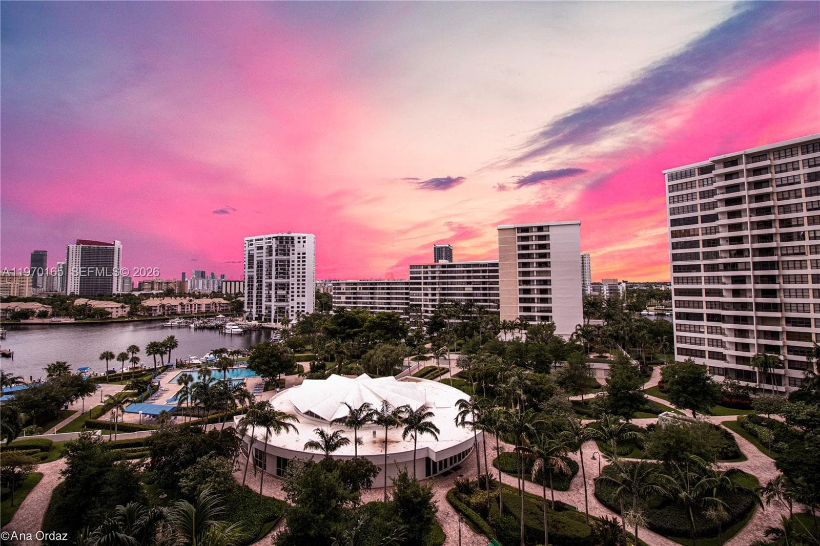 2500 PARKVIEW DR 1207 photo 1