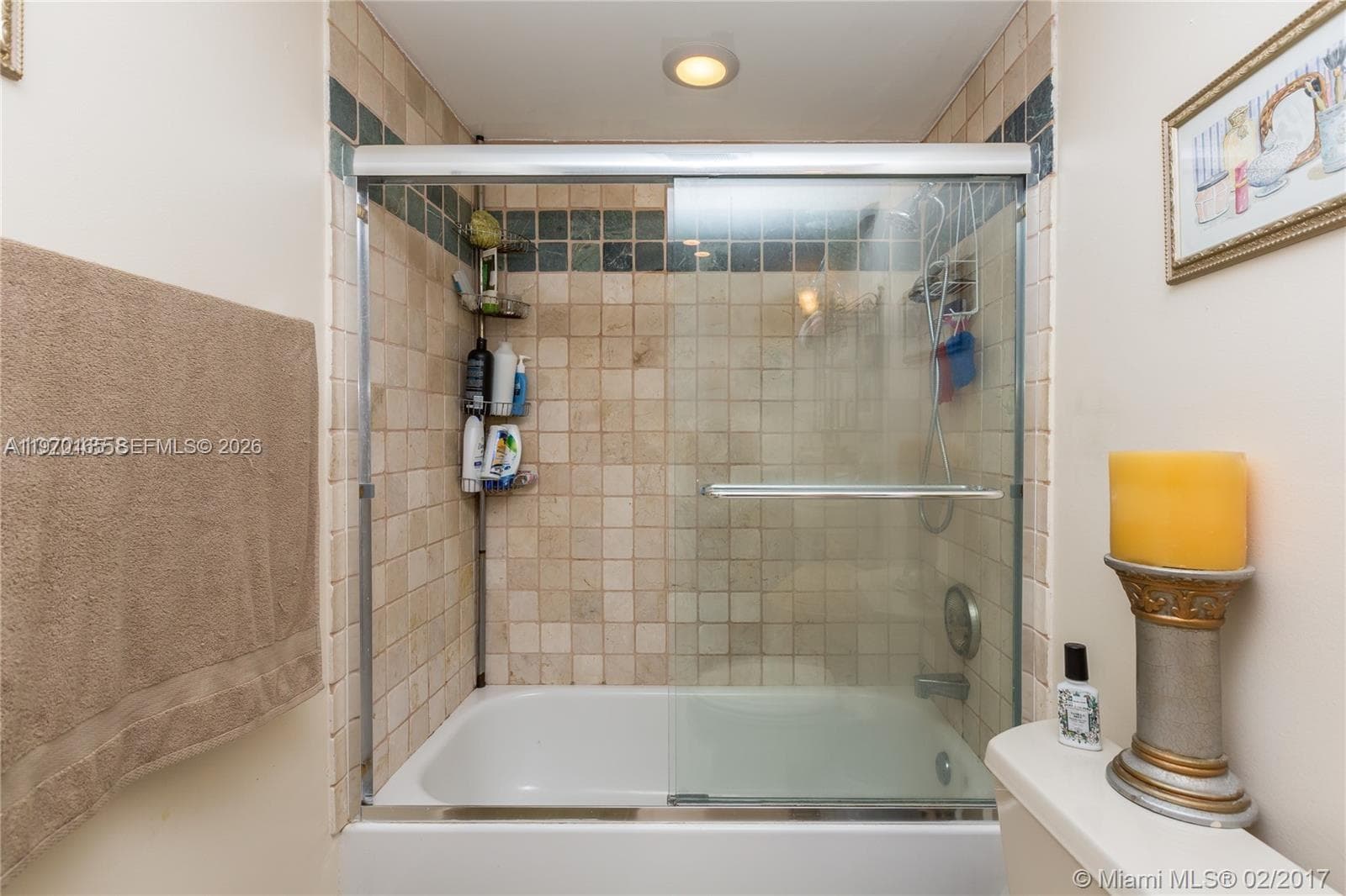 2500 PARKVIEW DR 1207 photo 21