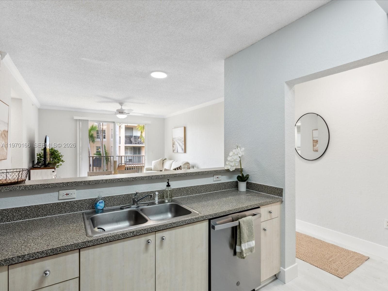 1803 N Flagler Dr 213 photo 6