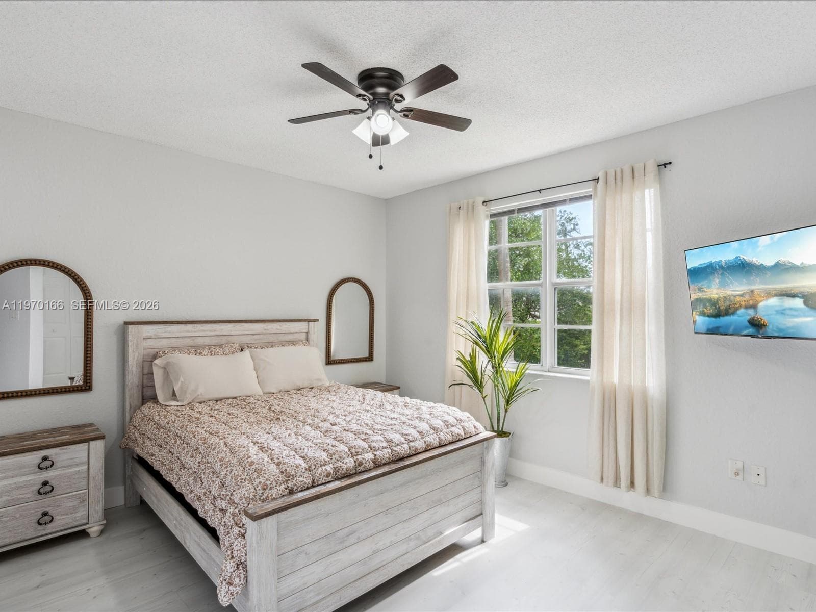 1803 N Flagler Dr 213 photo 16