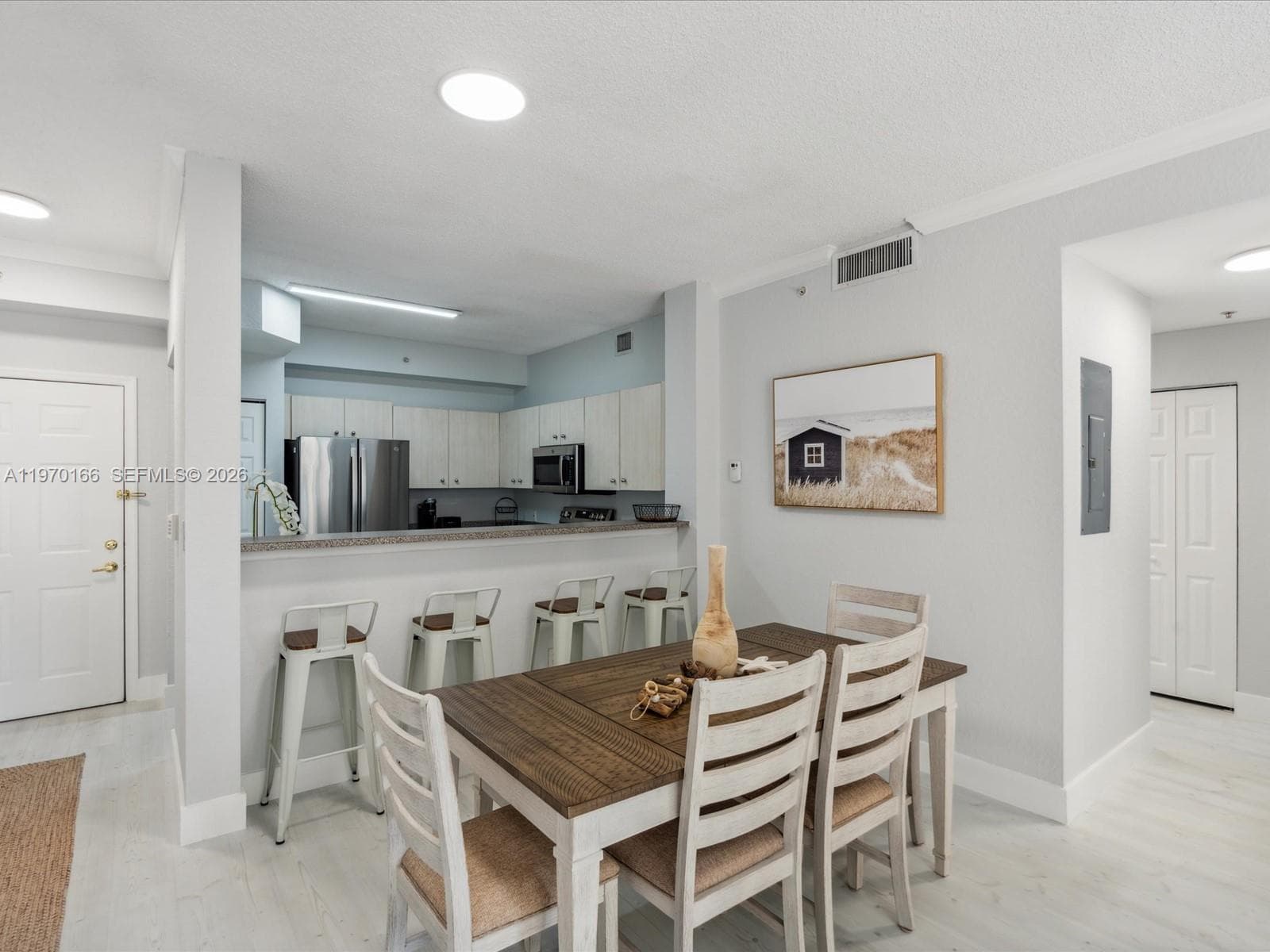 1803 N Flagler Dr 213 photo 8