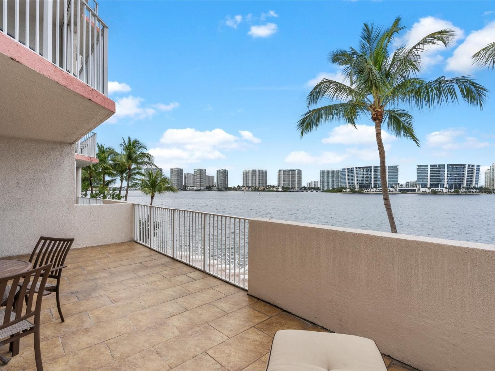 18260 N Bay Road 304 photo 3