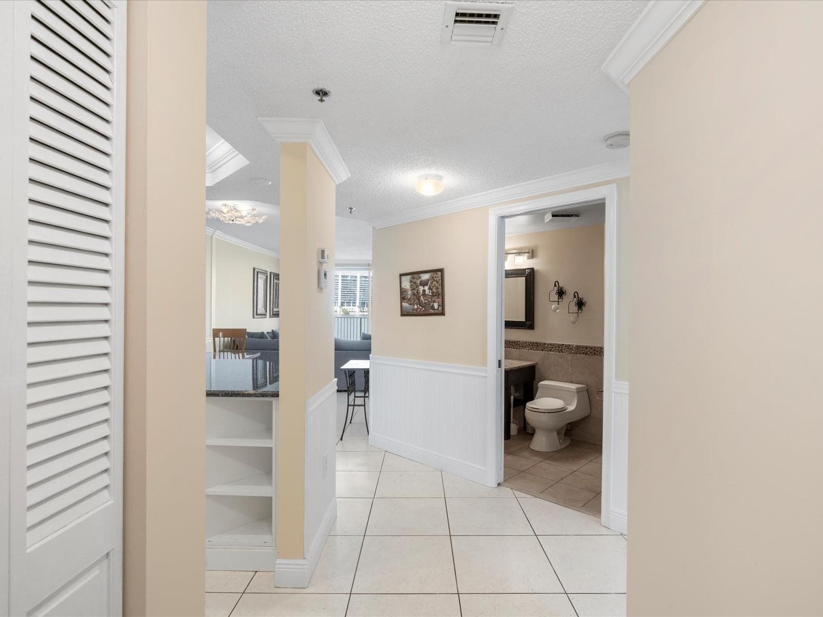 18260 N Bay Road 304 photo 19