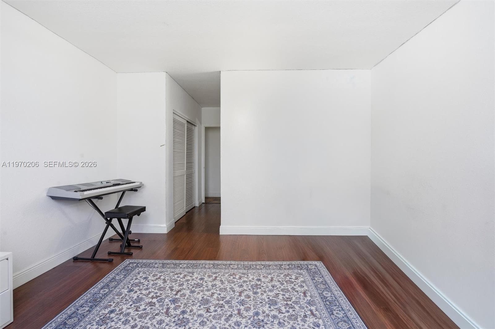 19390 Collins Ave 120 photo 16