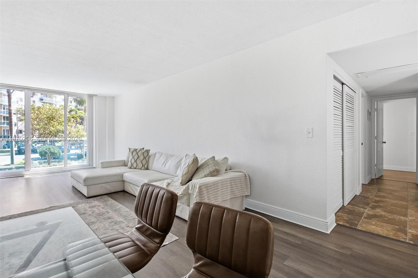 19390 Collins Ave 120 photo 9