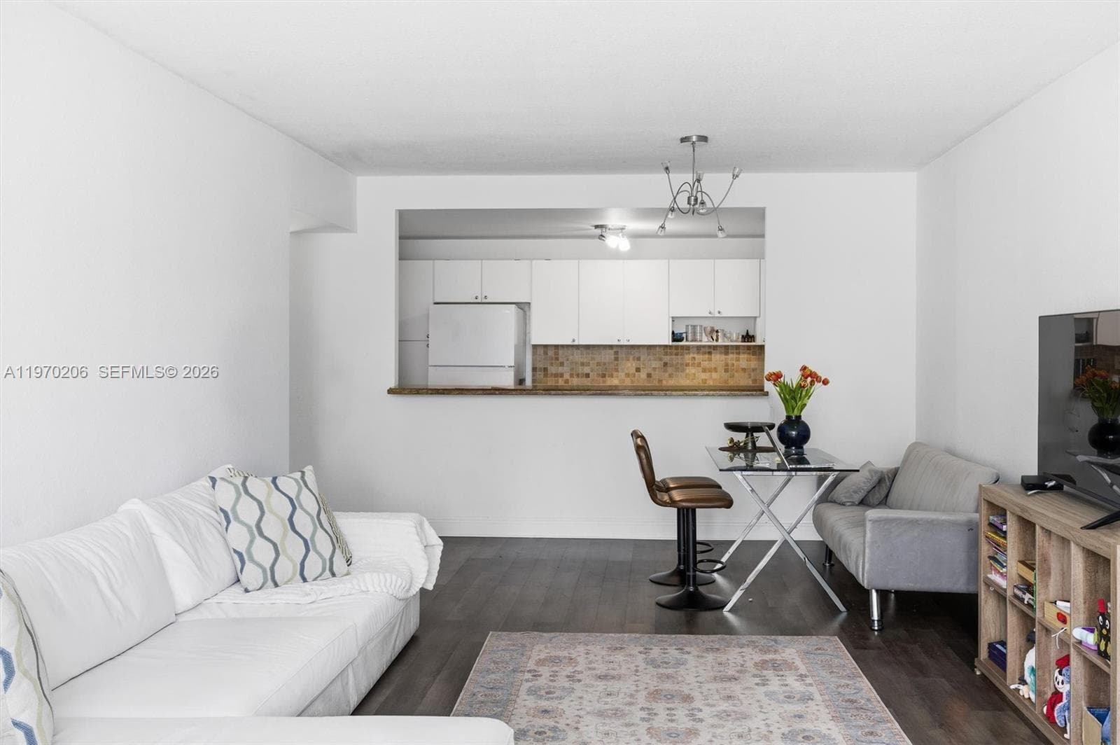 19390 Collins Ave 120 photo 8