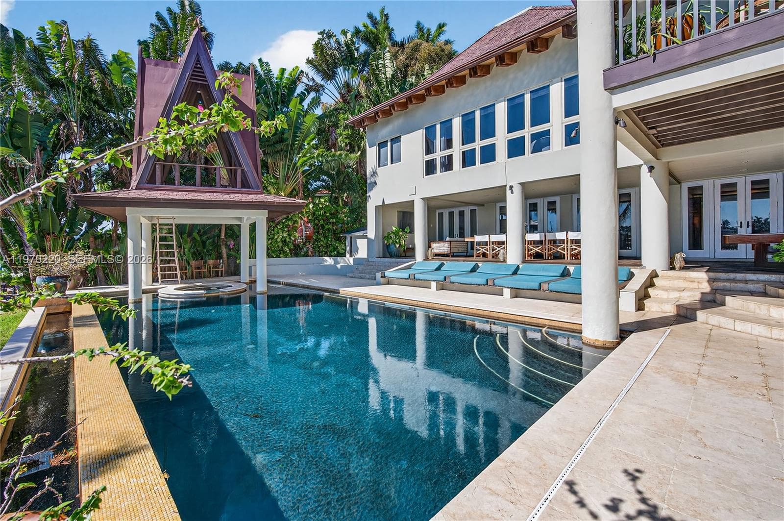 14 San Marino Dr photo 2