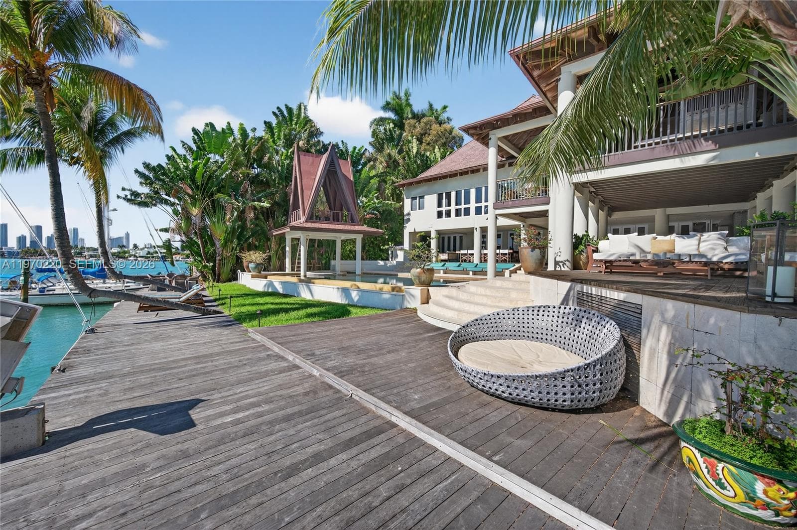 14 San Marino Dr photo 6