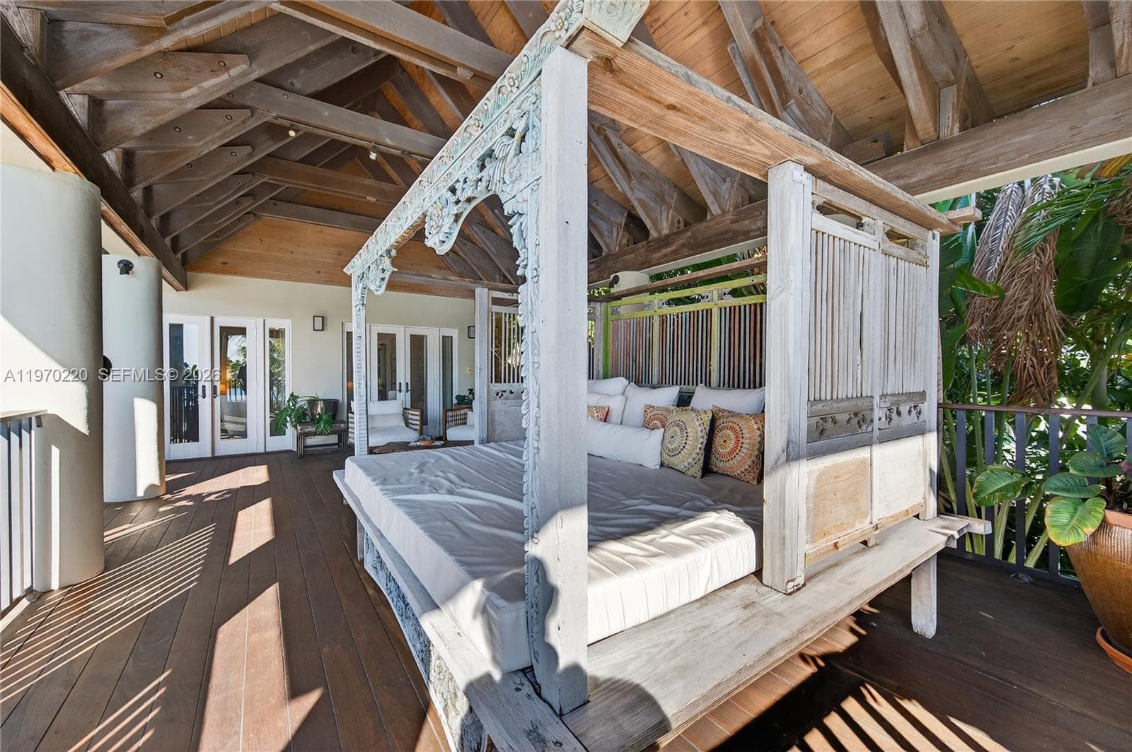 14 San Marino Dr photo 20