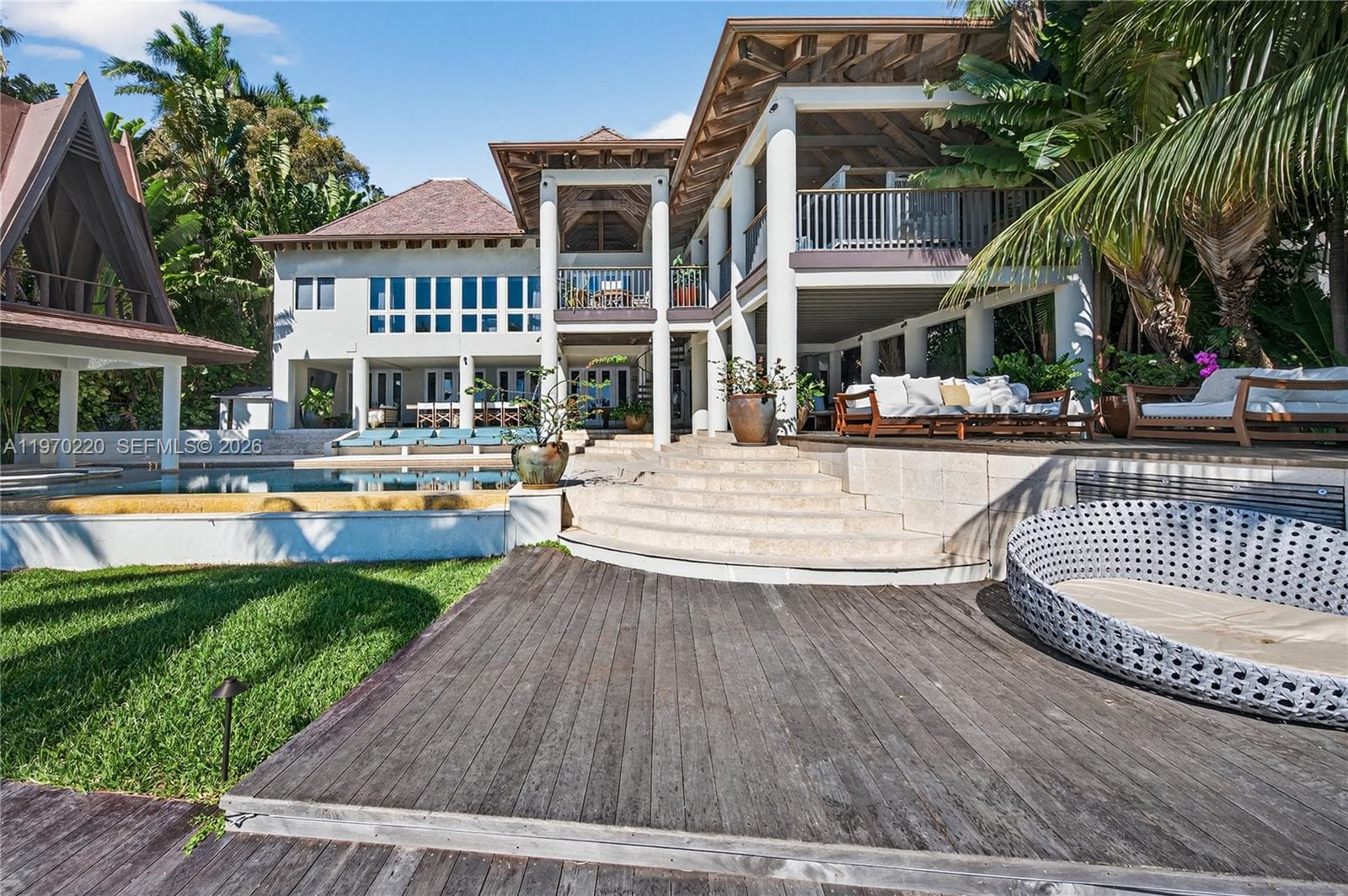 14 San Marino Dr photo 10