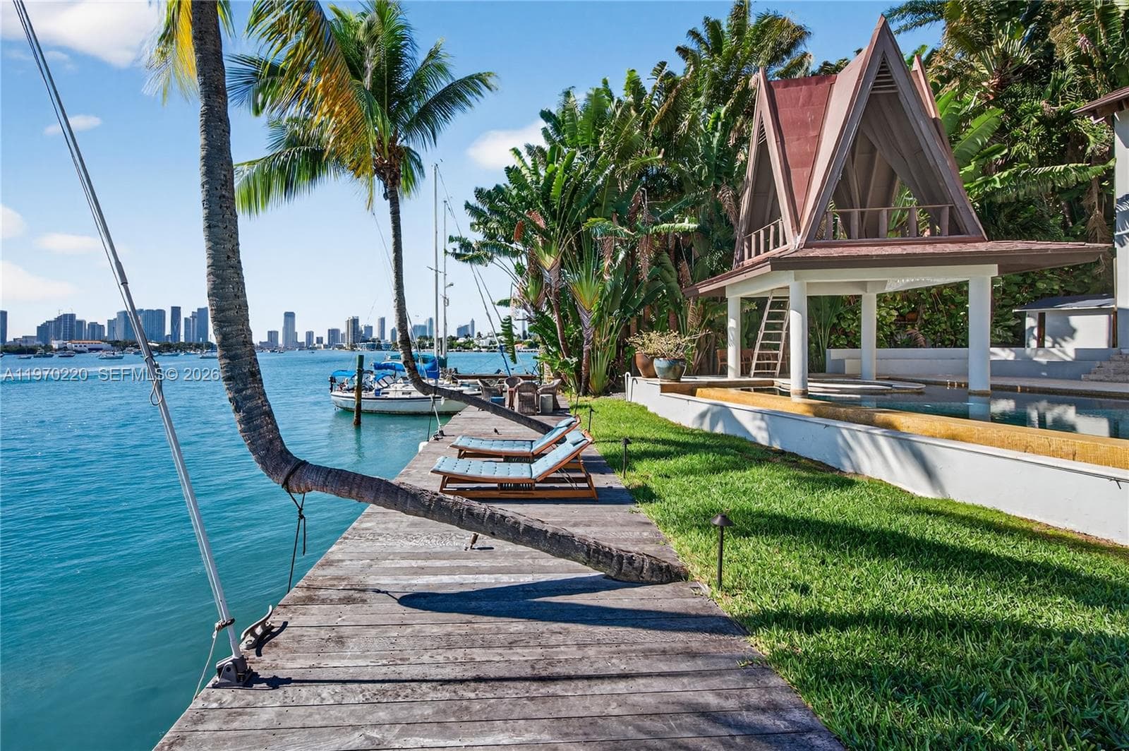 14 San Marino Dr photo 11