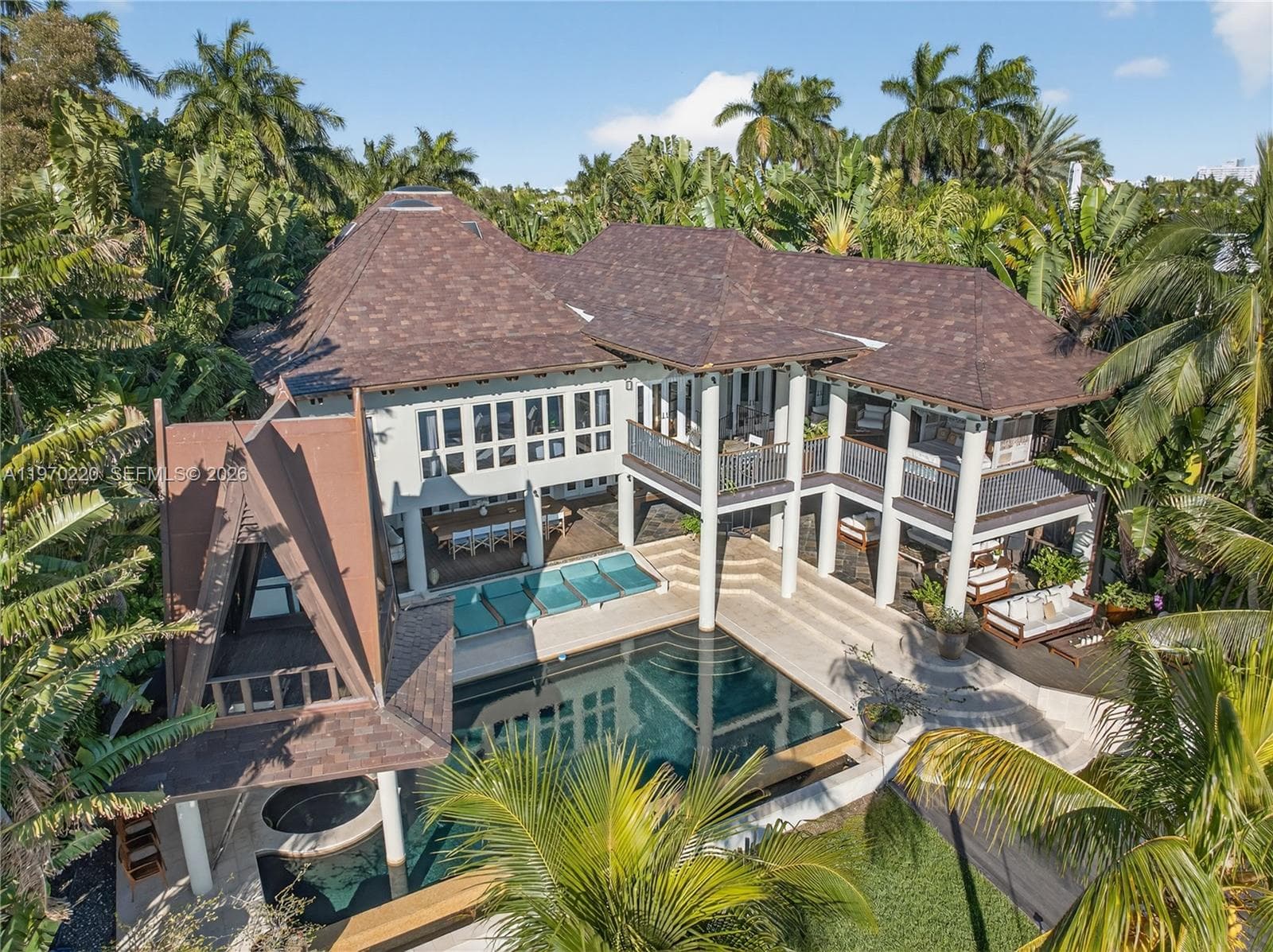 14 San Marino Dr photo 4