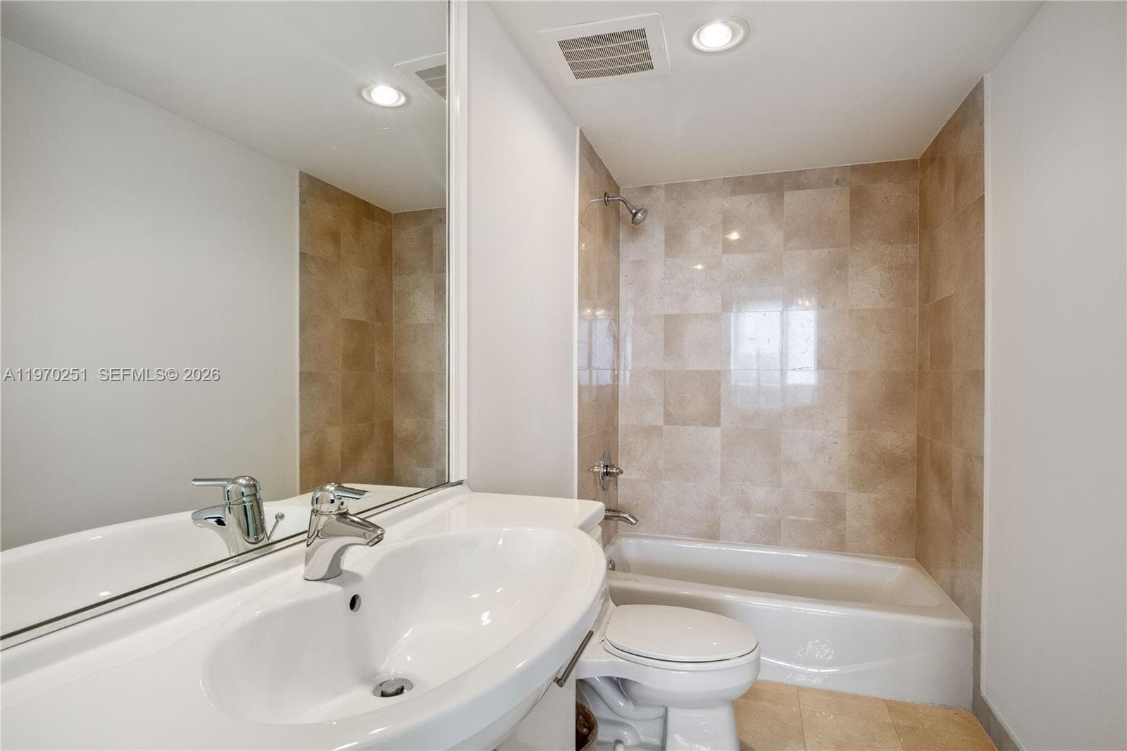 1830 S Ocean Dr 4204 photo 21