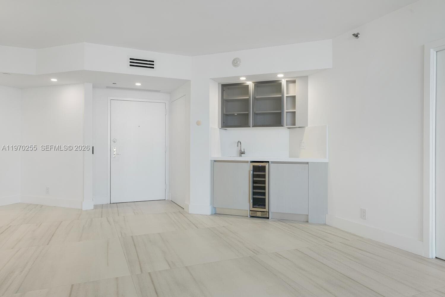 3000 Island Blvd 2504 photo 12